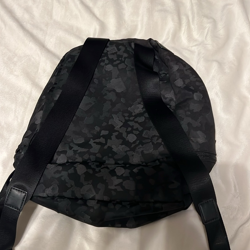 Lululemon City Adventurer Black pattern Backpack Mini - Picture 5 of 8
